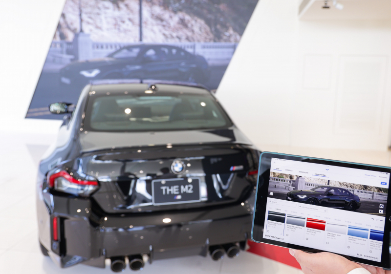 �p܇���漴�rͶ�ŵ�LED���ϣ�Ϳɼ��r���Q܇�v���b������x���c܇����ɫ���ṩ�����c��܇�ȱ����ĳ���ʽ�o����̓�M�p܇�w�