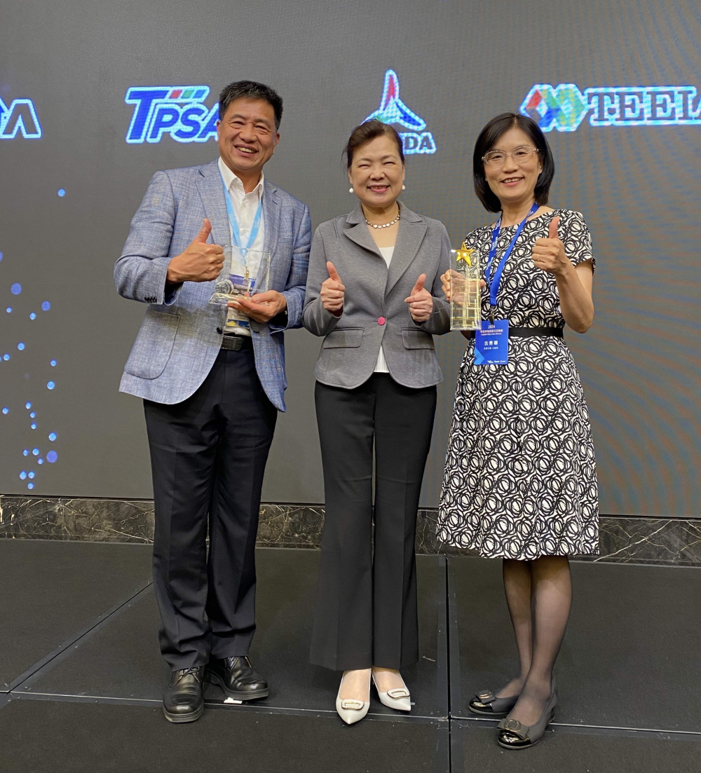 ���_(d��)�����Ƅ����m(x��)�l(f��)չ���Touch Taiwan2024��3R����؞��Display��ESGչλ���F(xi��n)�Gɫչ�[Ŀ��(bi��o)֮�ɹ���Displayչλ�@�Gɫ�b���O(sh��)Ӌ��|(zh��)����ߘs�u��ESGͬ�@���|(zh��)����s���ɽ�(j��ng)��(j��)���L���������У��H���C�����_(d��)��늶����L���p�ˣ��������_(d��)������m(x��)�L�����A���ң�