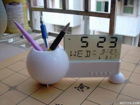 電子商務(wù)浪潮中的商務(wù)禮品新寵 電子鐘萬年歷的市場(chǎng)定位與經(jīng)營(yíng)策略